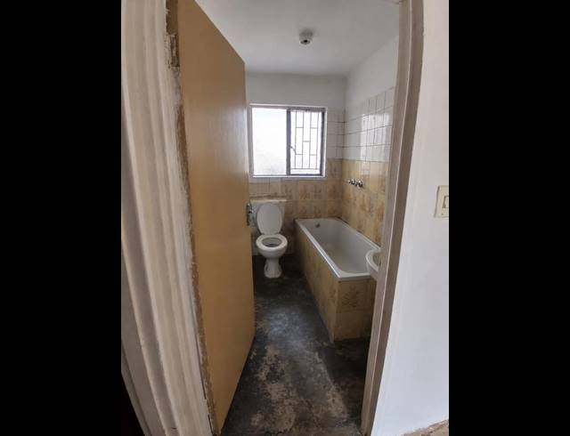 2 BEDROOM HOUSE FOR SALE IN TEMBISA